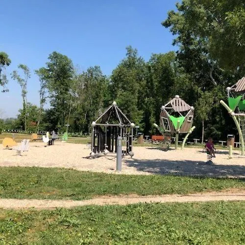 Aparthotel Bobita 3*