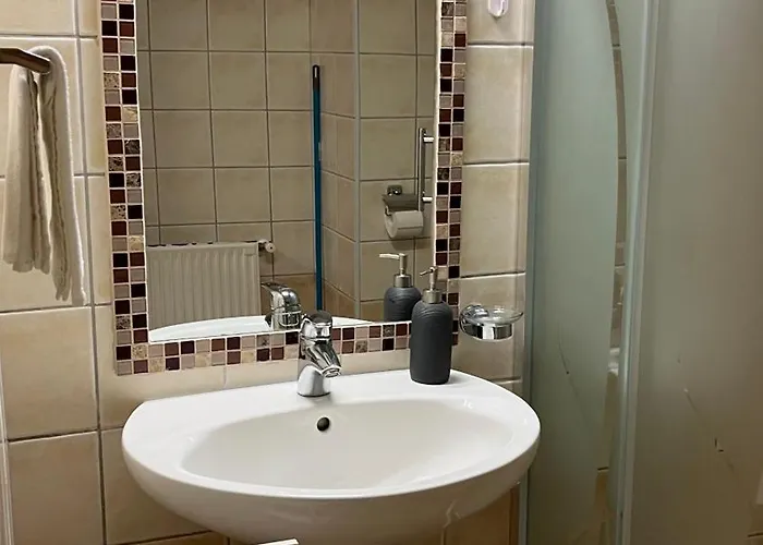 Bobita מלון דירות 3*